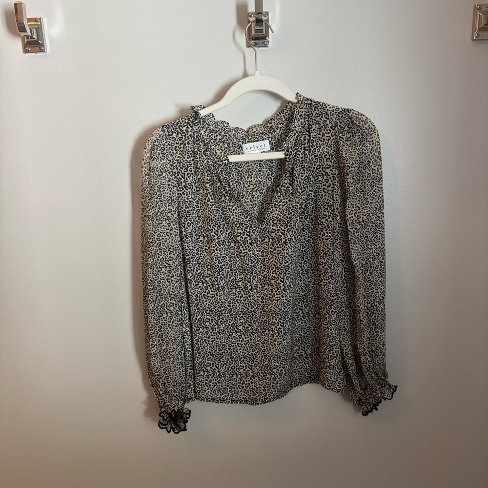 Never worn Velvet by Graham & Spencer blouse with Leopard Print